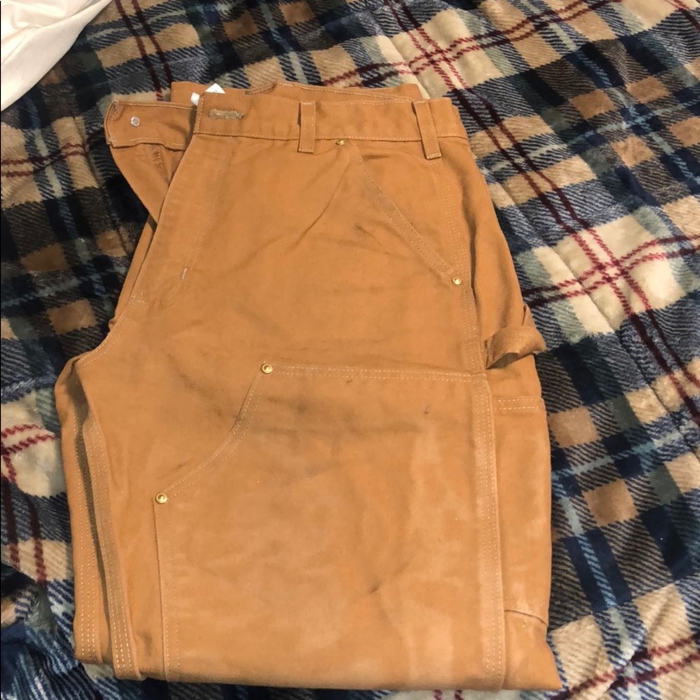 32x32 Carhartts